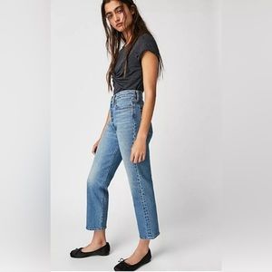 Levi’s Wedgie Straight Leg Jeans